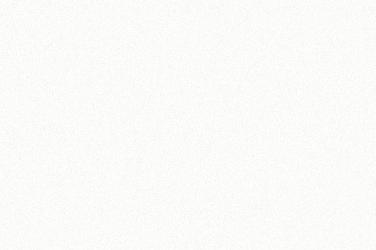 radianz-diamond-white-zoom.jpg